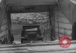 Standbild koreanischen Fluechtlinge Hungnam Nordkorea, 1950, aus Sekunde 57 historischem Filmmaterial Videoclip 65675047909