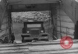 Standbild koreanischen Fluechtlinge Hungnam Nordkorea, 1950, aus Sekunde 60 historischem Filmmaterial Videoclip 65675047909