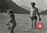 Immagine di Eva Braun Berchtesgaden Germania, 1940, secondo 58 filmato di repertorio 65675047910
