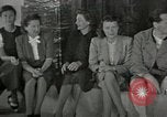 Standbild Adolf Hitlers Gäste Berchtesgaden Deutschland, 1940, aus Sekunde 4 historischem Filmmaterial Videoclip 65675047911