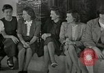 Standbild Adolf Hitlers Gäste Berchtesgaden Deutschland, 1940, aus Sekunde 5 historischem Filmmaterial Videoclip 65675047911