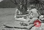 Standbild Eva Braun Berchtesgaden Deutschland, 1940, aus Sekunde 10 historischem Filmmaterial Videoclip 65675047912