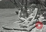 Standbild Eva Braun Berchtesgaden Deutschland, 1940, aus Sekunde 17 historischem Filmmaterial Videoclip 65675047912