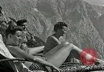 Standbild Adolf Hitlers Begleiter Berchtesgaden Deutschland, 1940, aus Sekunde 8 historischem Filmmaterial Videoclip 65675047913