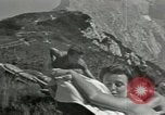 Standbild Adolf Hitlers Begleiter Berchtesgaden Deutschland, 1940, aus Sekunde 31 historischem Filmmaterial Videoclip 65675047913