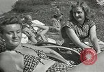 Standbild Adolf Hitlers Begleiter Berchtesgaden Deutschland, 1940, aus Sekunde 42 historischem Filmmaterial Videoclip 65675047913