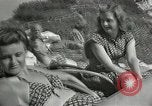 Standbild Adolf Hitlers Begleiter Berchtesgaden Deutschland, 1940, aus Sekunde 44 historischem Filmmaterial Videoclip 65675047913