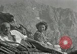 Standbild Adolf Hitlers Begleiter Berchtesgaden Deutschland, 1940, aus Sekunde 51 historischem Filmmaterial Videoclip 65675047913