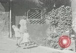 Standbild Adolf Hitlers Begleiter Eva Braun Bayern Deutschland, 1944, aus Sekunde 23 historischem Filmmaterial Videoclip 65675047914