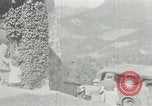 Standbild Adolf Hitlers Begleiter Eva Braun Bayern Deutschland, 1944, aus Sekunde 27 historischem Filmmaterial Videoclip 65675047914