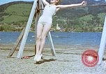 Standbild Hitlers Begleiter Eva Braun Berchtesgaden Deutschland, 1940, aus Sekunde 60 historischem Filmmaterial Videoclip 65675047921