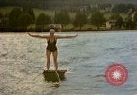 Standbild Hitlers Begleiter Eva Braun Berchtesgaden Deutschland, 1940, aus Sekunde 34 historischem Filmmaterial Videoclip 65675047924