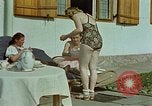 Immagine di Hitler's companion Eva Braun Berchtesgaden Germania, 1940, secondo 14 filmato di repertorio 65675047927