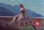 Immagine di Hitler's companion Eva Braun Berchtesgaden Germania, 1940, secondo 45 filmato di repertorio 65675047927