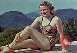 Immagine di Hitler's companion Eva Braun Berchtesgaden Germania, 1940, secondo 61 filmato di repertorio 65675047927