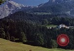 Standbild Adolf Hitlers Berghof Berchtesgaden Deutschland, 1940, aus Sekunde 25 historischem Filmmaterial Videoclip 65675047930