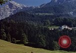 Standbild Adolf Hitlers Berghof Berchtesgaden Deutschland, 1940, aus Sekunde 26 historischem Filmmaterial Videoclip 65675047930