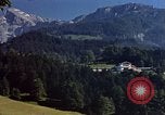 Standbild Adolf Hitlers Berghof Berchtesgaden Deutschland, 1940, aus Sekunde 28 historischem Filmmaterial Videoclip 65675047930
