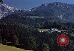 Standbild Adolf Hitlers Berghof Berchtesgaden Deutschland, 1940, aus Sekunde 29 historischem Filmmaterial Videoclip 65675047930