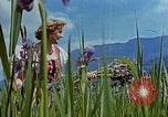 Standbild Adolf Hitlers Begleiter Eva Braun Berchtesgaden Deutschland, 1940, aus Sekunde 56 historischem Filmmaterial Videoclip 65675047933