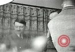 Standbild Führer Adolf Hitler Berchtesgaden Deutschland, 1940, aus Sekunde 58 historischem Filmmaterial Videoclip 65675047934