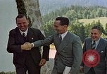 Standbild Führer Adolf Hitler Berchtesgaden Deutschland, 1940, aus Sekunde 47 historischem Filmmaterial Videoclip 65675047935