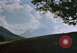 Standbild Adolf Hitlers Berghof Berchtesgaden Deutschland, 1940, aus Sekunde 15 historischem Filmmaterial Videoclip 65675047937
