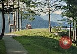 Standbild Adolf Hitlers Berghof Berchtesgaden Deutschland, 1940, aus Sekunde 55 historischem Filmmaterial Videoclip 65675047937