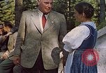 Standbild Adolf Hitler Berchtesgaden Deutschland, 1938, aus Sekunde 17 historischem Filmmaterial Videoclip 65675047938