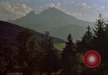 Standbild Adolf Hitler Berchtesgaden Deutschland, 1938, aus Sekunde 27 historischem Filmmaterial Videoclip 65675047938