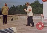Standbild Adolf Hitler Berchtesgaden Deutschland, 1940, aus Sekunde 21 historischem Filmmaterial Videoclip 65675047939