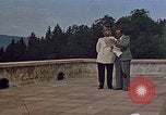 Standbild Adolf Hitler Berchtesgaden Deutschland, 1940, aus Sekunde 26 historischem Filmmaterial Videoclip 65675047939