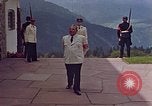 Standbild Führer Adolf Hitler Berchtesgaden Deutschland, 1940, aus Sekunde 19 historischem Filmmaterial Videoclip 65675047942