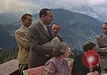 Standbild Führer Adolf Hitler Berchtesgaden Deutschland, 1940, aus Sekunde 18 historischem Filmmaterial Videoclip 65675047943
