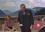 Standbild Führer Adolf Hitler Berchtesgaden Deutschland, 1940, aus Sekunde 43 historischem Filmmaterial Videoclip 65675047943