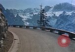 Standbild Mountain Road Berchtesgaden Deutschland, 1940, aus Sekunde 11 historischem Filmmaterial Videoclip 65675047944