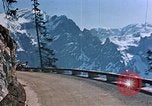 Standbild Mountain Road Berchtesgaden Deutschland, 1940, aus Sekunde 15 historischem Filmmaterial Videoclip 65675047944