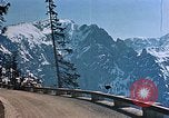 Standbild Mountain Road Berchtesgaden Deutschland, 1940, aus Sekunde 17 historischem Filmmaterial Videoclip 65675047944