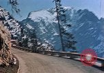 Standbild Mountain Road Berchtesgaden Deutschland, 1940, aus Sekunde 18 historischem Filmmaterial Videoclip 65675047944