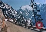 Standbild Mountain Road Berchtesgaden Deutschland, 1940, aus Sekunde 20 historischem Filmmaterial Videoclip 65675047944