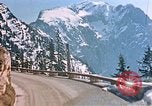 Standbild Mountain Road Berchtesgaden Deutschland, 1940, aus Sekunde 26 historischem Filmmaterial Videoclip 65675047944