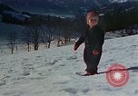 Image les enfants de la famille de Eva Braun Berchtesgaden Allemagne, 1940, de la seconde 13 séquences d'archives historiques vidéo 65675047954