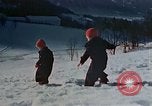 Image les enfants de la famille de Eva Braun Berchtesgaden Allemagne, 1940, de la seconde 23 séquences d'archives historiques vidéo 65675047954