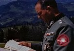 Image officier nazi Berchtesgaden Allemagne, 1940, de la seconde 30 séquences d'archives historiques vidéo 65675047966