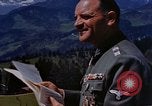 Image officier nazi Berchtesgaden Allemagne, 1940, de la seconde 35 séquences d'archives historiques vidéo 65675047966