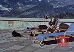 Standbild Berghof Terrasse Berchtesgaden Deutschland, 1940, aus Sekunde 4 historischem Filmmaterial Videoclip 65675047970