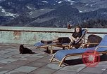 Standbild Berghof Terrasse Berchtesgaden Deutschland, 1940, aus Sekunde 6 historischem Filmmaterial Videoclip 65675047970