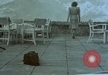 Image Adolf Hitler avec Eva Braun's de chiens au Berghof Berchtesgaden Allemagne, 1944, de la seconde 4 séquences d'archives historiques vidéo 65675047973
