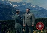 Image Le diplomate allemand Walther Hewel Berchtesgaden Allemagne, 1940, de la seconde 35 séquences d'archives historiques vidéo 65675047976