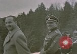 Standbild NS-Beamten Berchtesgaden Deutschland, 1940, aus Sekunde 9 historischem Filmmaterial Videoclip 65675047981